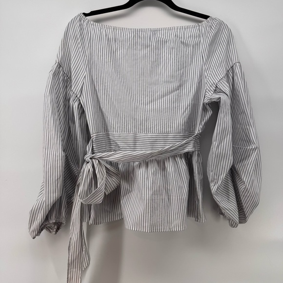 NWT Express Blouse Womens Blue Striped Off The Shoulder Puff Sleeve Surplice M - Picture 8 of 8